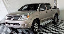 VIGO 4WD 2005 2.7G AT DOUBLE CAB SILVER  3392
