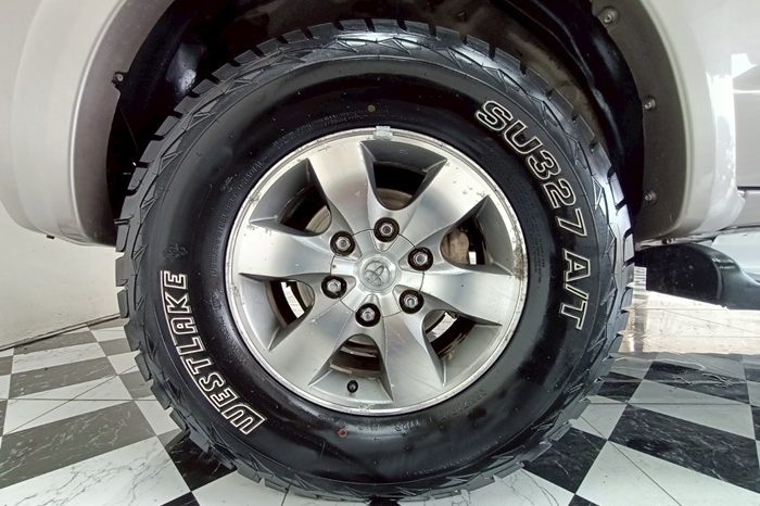 VIGO 4WD 2005 2.7G AT DOUBLE CAB SILVER  3392 full