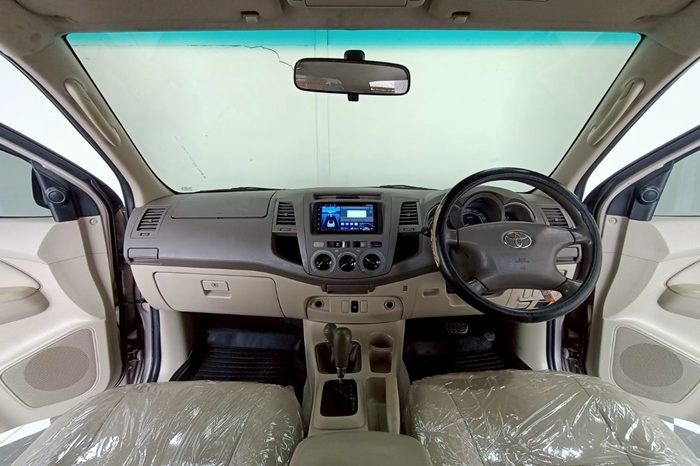 VIGO 4WD 2005 2.7G AT DOUBLE CAB SILVER  3392 full