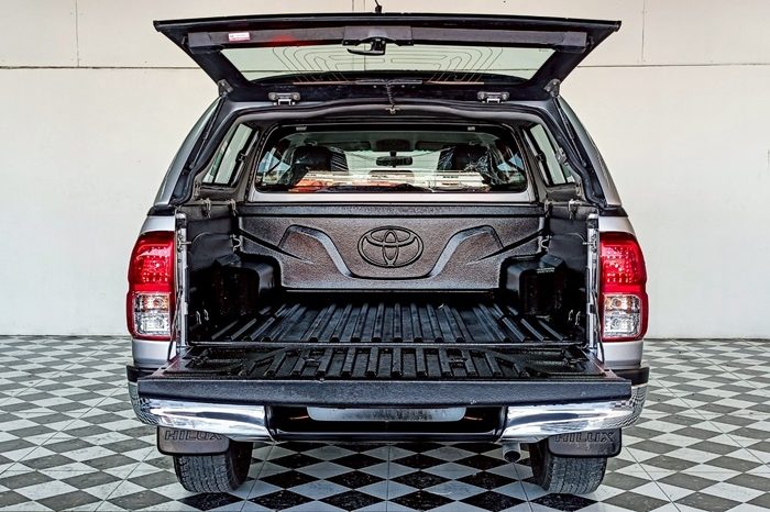 REVO 4WD 2020 2.8G AT DOUBLE CAB SILVER  4037 full