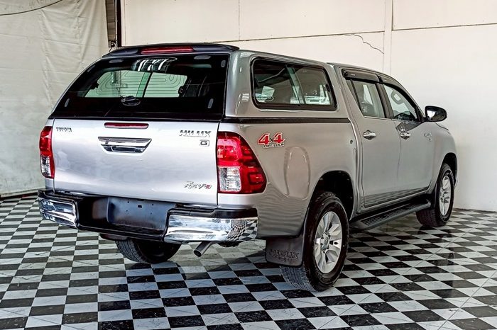 REVO 4WD 2020 2.8G AT DOUBLE CAB SILVER  4037 full