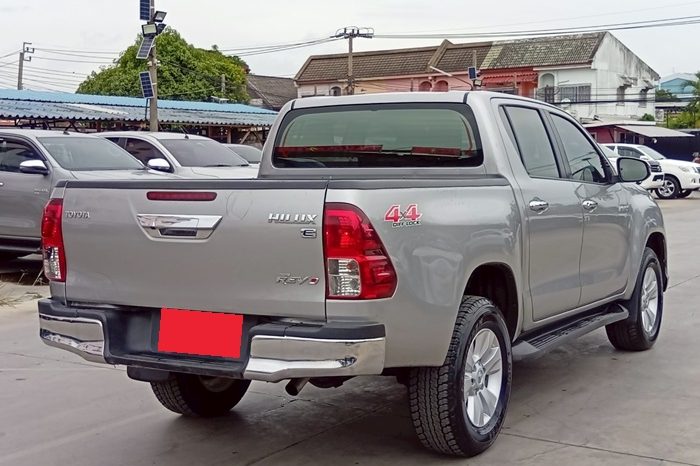 REVO 4WD 2020 2.4E MT DOUBLE CAB SILVER  4130 full