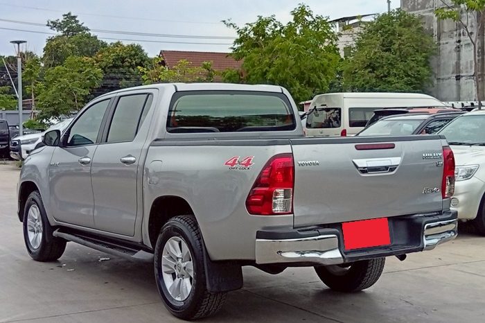 REVO 4WD 2020 2.4E MT DOUBLE CAB SILVER  4130 full