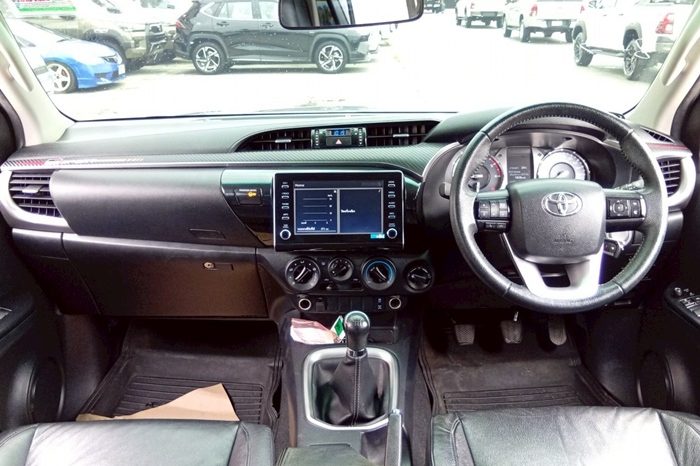 REVO 4WD 2021 2.4E MT DOUBLE CAB SILVER  4373 full