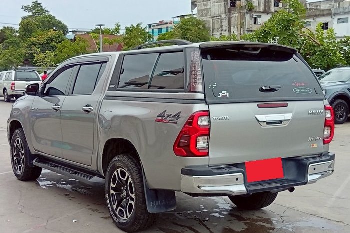 REVO 4WD 2021 2.4E MT DOUBLE CAB SILVER  4373 full