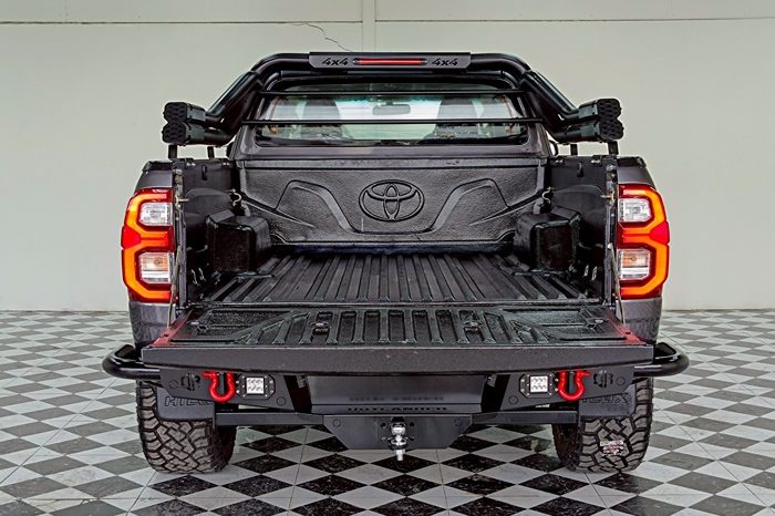 REVO 4WD 2020 2.4E MT SMART CAB DARK GREY  4638 full