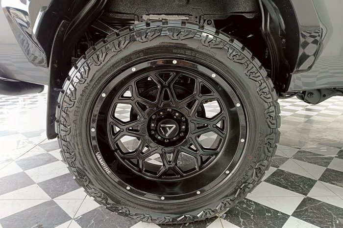 REVO 4WD 2020 2.4E MT SMART CAB DARK GREY  4638 full