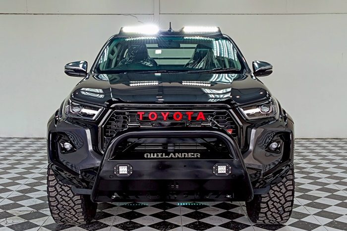 REVO 4WD 2020 2.4E MT SMART CAB DARK GREY  4638 full