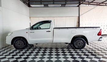 VIGO 2WD 2014 2.7J MT STANDARD WHITE  5875 full