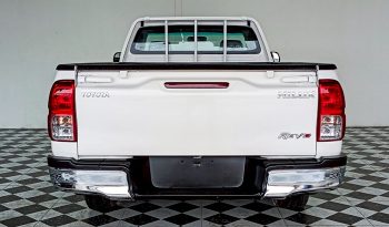 VIGO 2WD 2014 2.7J MT STANDARD WHITE  5875 full