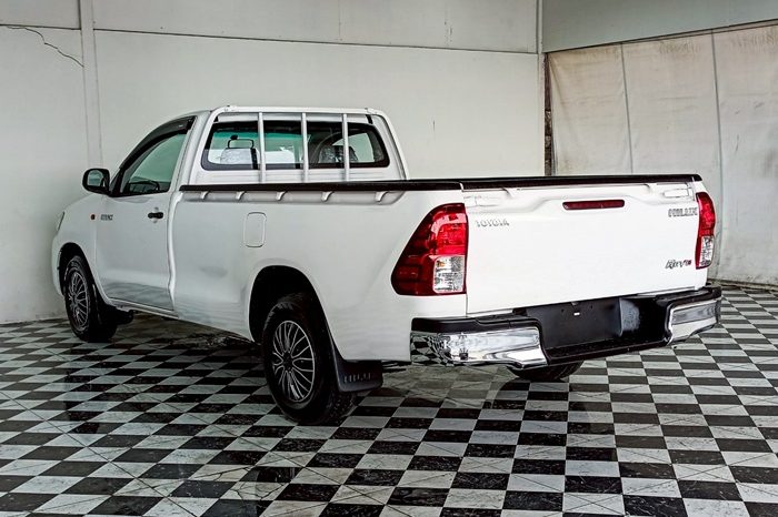 VIGO 2WD 2014 2.7J MT STANDARD WHITE  5875 full