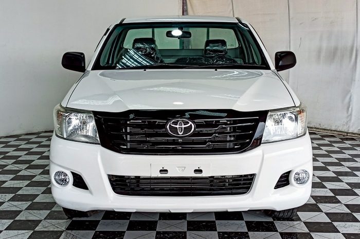 VIGO 2WD 2014 2.7J MT STANDARD WHITE  5875 full