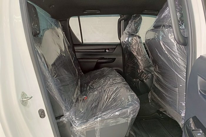 ROCCO 4WD 2020 2.8G AT DOUBLE CAB WHITE  6010 full