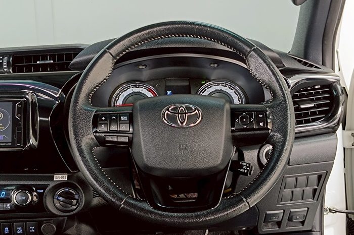 ROCCO 4WD 2020 2.8G AT DOUBLE CAB WHITE  6010 full