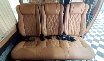 TOYOTA 2WD 2018 3.0 MT COMMUTER WHITE  6223 full