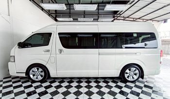 TOYOTA 2WD 2018 3.0 MT COMMUTER WHITE  6223 full