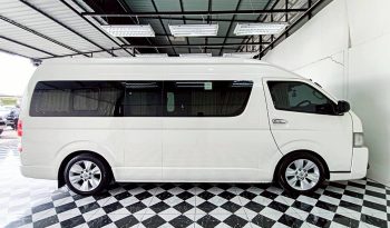 TOYOTA 2WD 2018 3.0 MT COMMUTER WHITE  6223 full