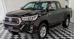 REVO 4WD 2018 2.8G MT SMART CAB BLACK  7434