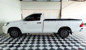 REVO 2WD 2018 2.4J MT STANDARD WHITE  760 full