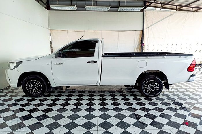 REVO 2WD 2018 2.4J MT STANDARD WHITE  760 full