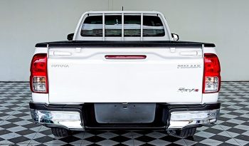 REVO 2WD 2018 2.4J MT STANDARD WHITE  760 full