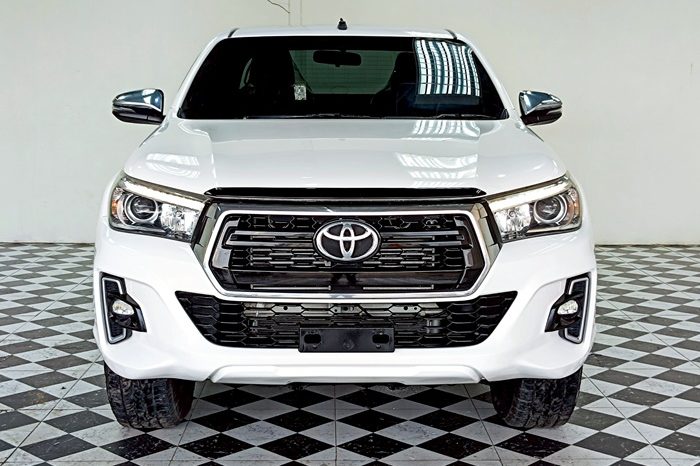 REVO 4WD 2020 2.4E MT SMART CAB WHITE  9080 full