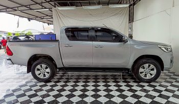 REVO PRE 2018 2.4E AT DOUBLE CAB SILVER  9701 full