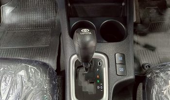 REVO PRE 2018 2.4E AT DOUBLE CAB SILVER  9701 full