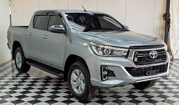 REVO PRE 2018 2.4E AT DOUBLE CAB SILVER  9701 full