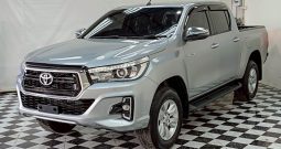 REVO PRE 2018 2.4E AT DOUBLE CAB SILVER  9701