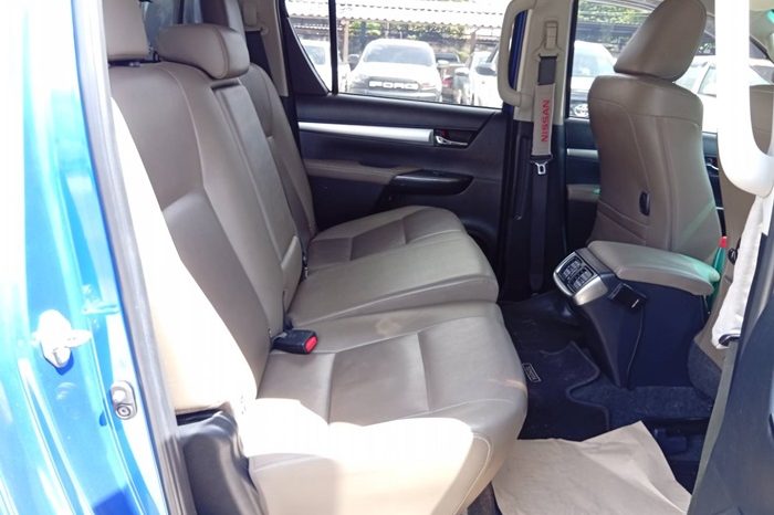 REVO PRE 2015 2.4G AT DOUBLE CAB BLUE  6847 full