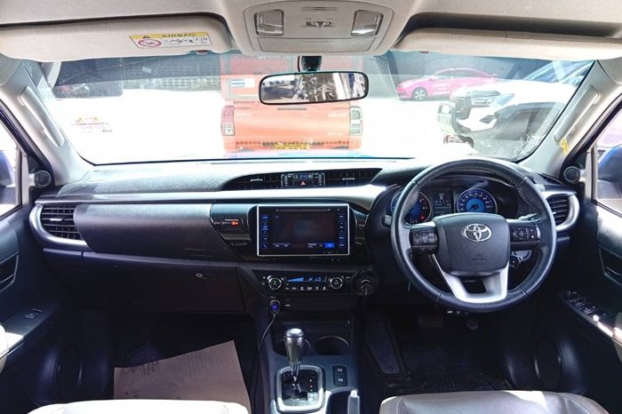 REVO PRE 2015 2.4G AT DOUBLE CAB BLUE  6847 full