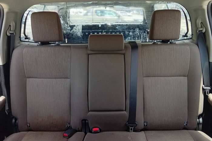 REVO PRE 2017 2.4E AT DOUBLE CAB SILVER  4951 full