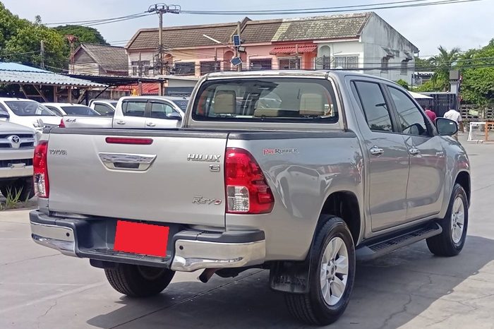 REVO PRE 2017 2.4E AT DOUBLE CAB SILVER  4943 full