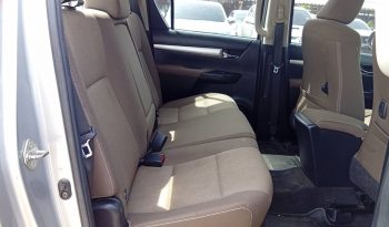 REVO PRE 2017 2.4E AT DOUBLE CAB SILVER  4943 full
