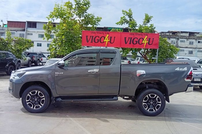 REVO 4WD 2021 2.8G MT SMART CAB DARK GREY  6279 full