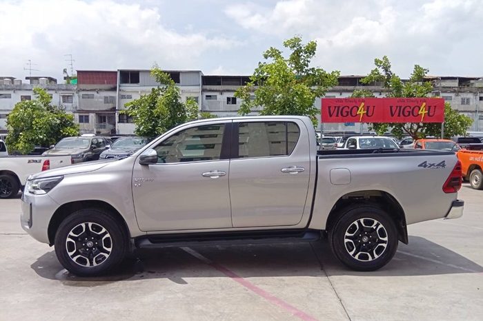 REVO 4WD 2020 2.8G AT DOUBLE CAB SILVER  4804 full