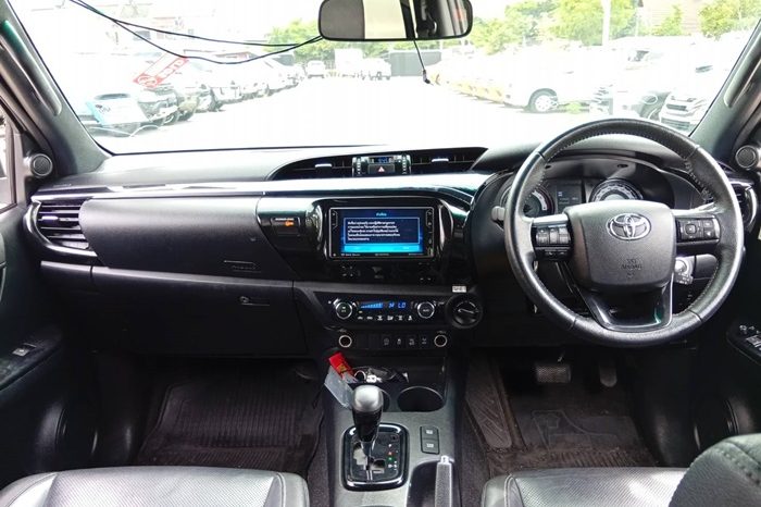 ROCCO 4WD 2020 2.8G AT DOUBLE CAB WHITE  6190 full