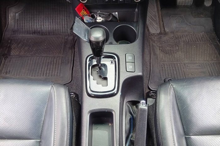 ROCCO 4WD 2020 2.8G AT DOUBLE CAB WHITE  6190 full
