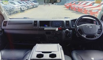 TOYOTA 2WD 2019 2.7 MT COMMUTER WHITE  9735 full