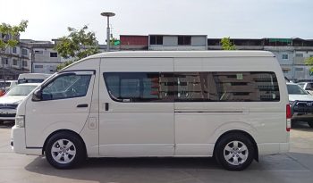 TOYOTA 2WD 2019 2.7 MT COMMUTER WHITE  9735 full