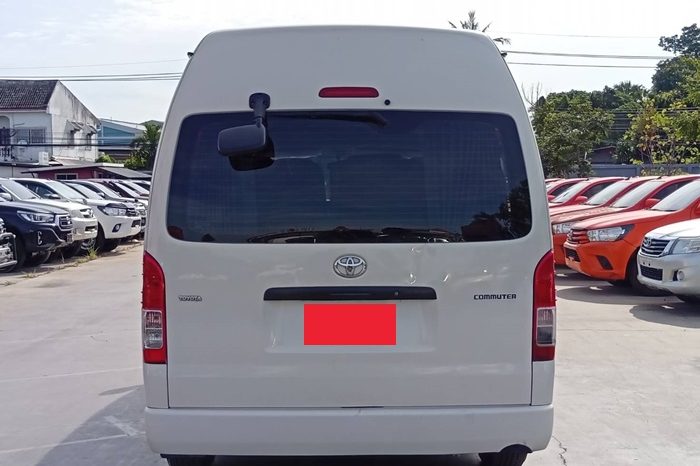TOYOTA 2WD 2019 2.7 MT COMMUTER WHITE  9735 full