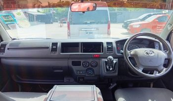 TOYOTA 2WD 2019 2.7 MT COMMUTER WHITE  2620 full