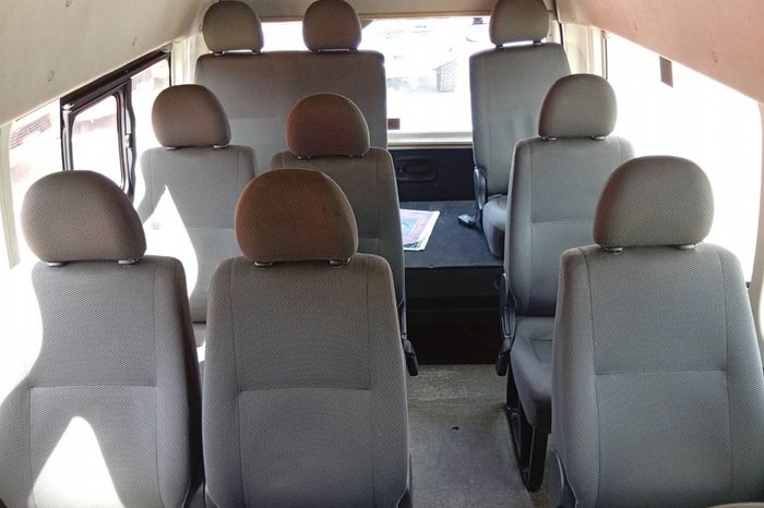 TOYOTA 2WD 2019 2.7 MT COMMUTER WHITE  2620 full