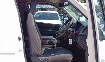 TOYOTA 2WD 2019 2.7 MT COMMUTER WHITE  2620 full