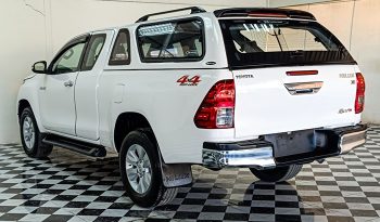 REVO 4WD 2016 2.4E MT SMART CAB WHITE  438 full