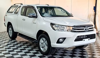 REVO 4WD 2016 2.4E MT SMART CAB WHITE  438 full