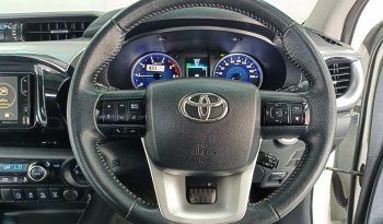 REVO 4WD 2018 2.8G AT DOUBLE CAB WHITE  8311 full
