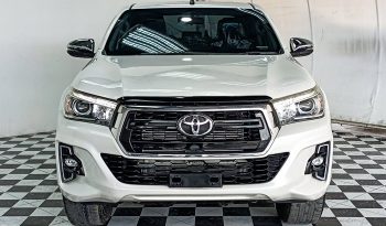 REVO 4WD 2018 2.8G AT DOUBLE CAB WHITE  8311 full