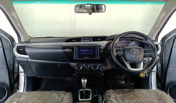 REVO PRE 2018 2.4E AT DOUBLE CAB SILVER  4916 full